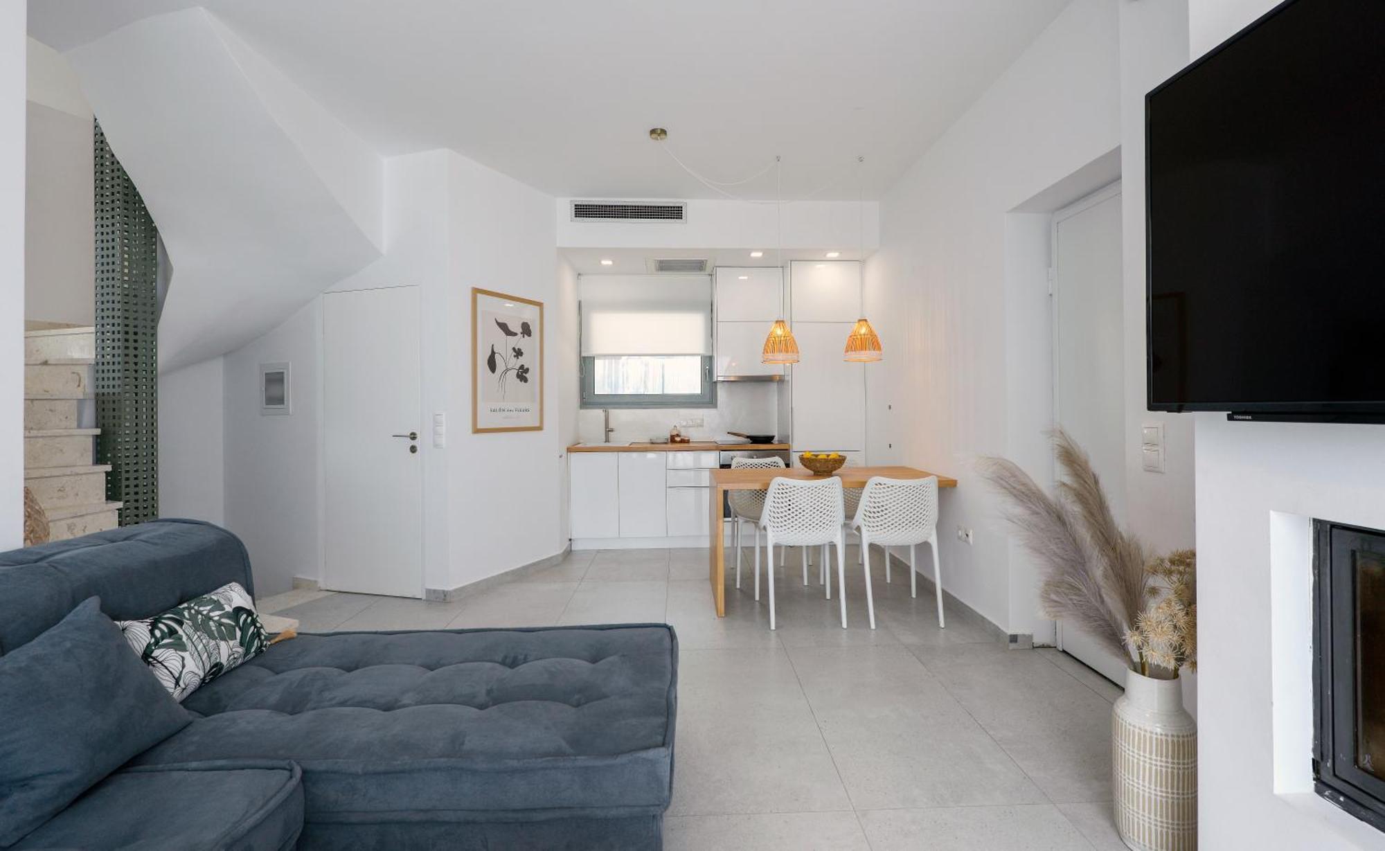 Lithos Retreat 1 Villa Каламата Екстериор снимка