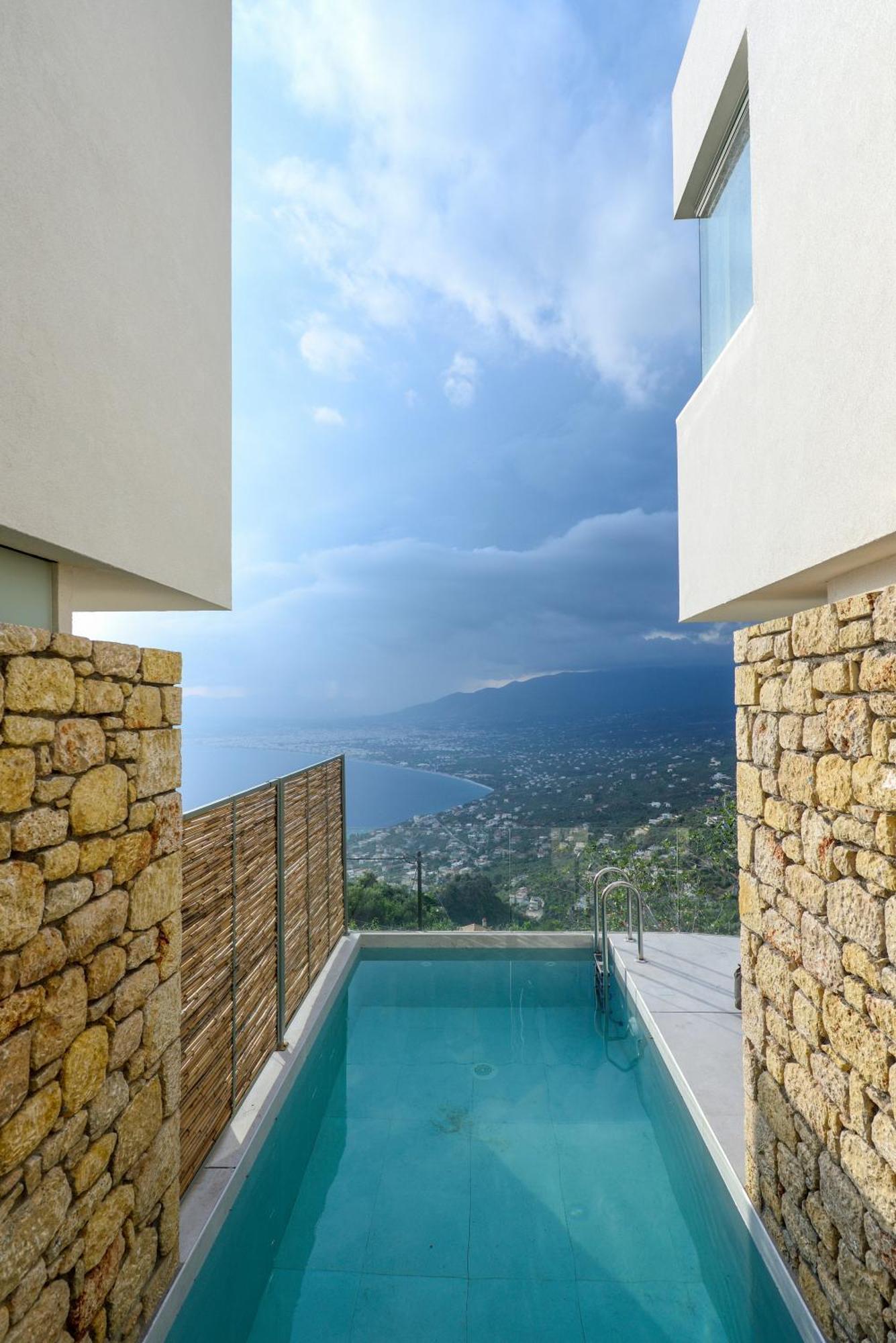 Lithos Retreat 1 Villa Каламата Екстериор снимка